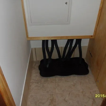 - Apartamento