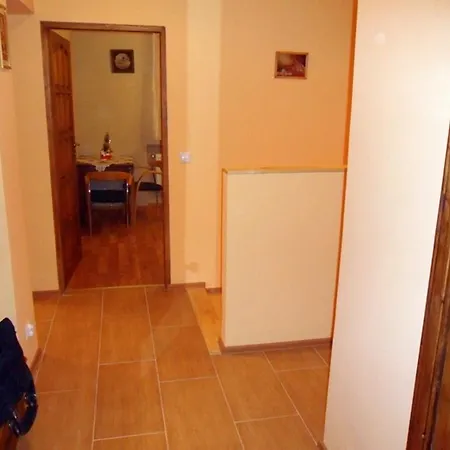 - * Stronie Śląskie